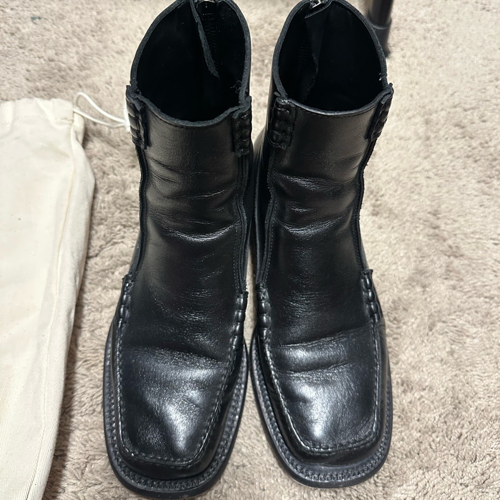 Hereu Quadra Black Leather Ankle Boots 37